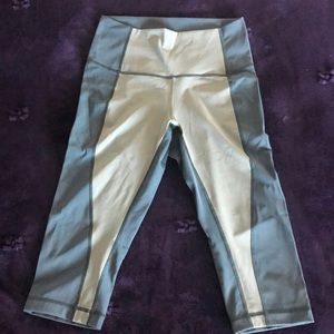 Lululemon cropped leggings dark teal & light teal